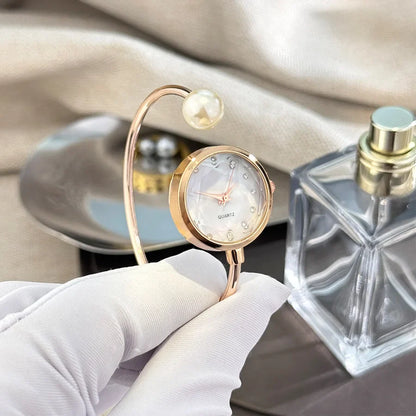 Women's Luxury Rose Gold Small Dial Bracelet Watch with Rhinestone Brand Design Vintage Imitation Pearl Ladies Quartz Wristwatch