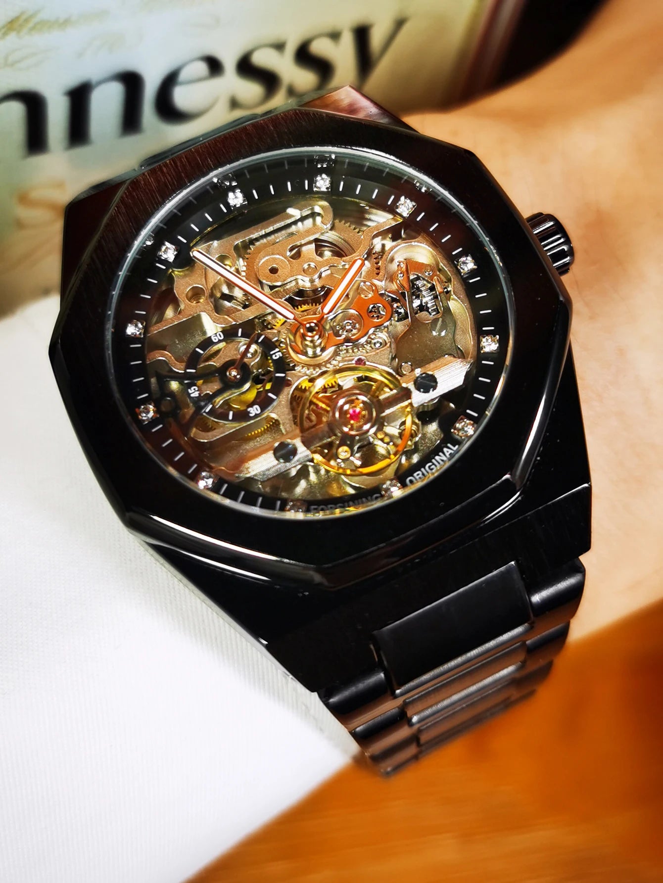 🔥 Luxury Redefined – Watch the Mechanics of Time in Style!